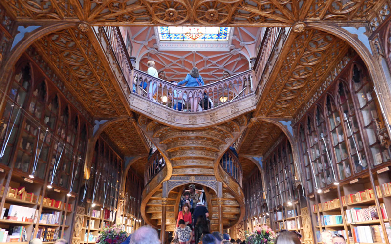 世界で一番美しい書店を訪れる
