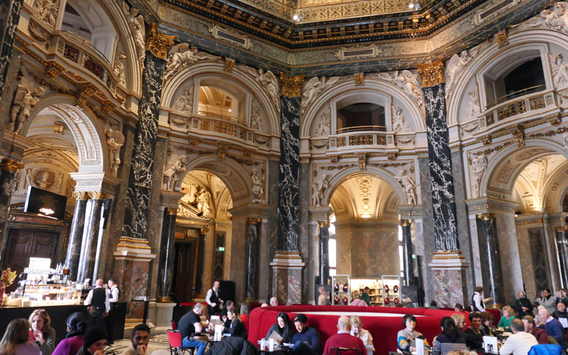 カフェ巡り　美術史美術館の「世界で最も美しいカフェ」