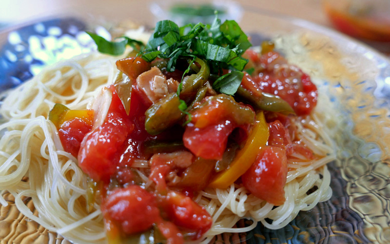 自分でつくる　トマトの冷製パスタ