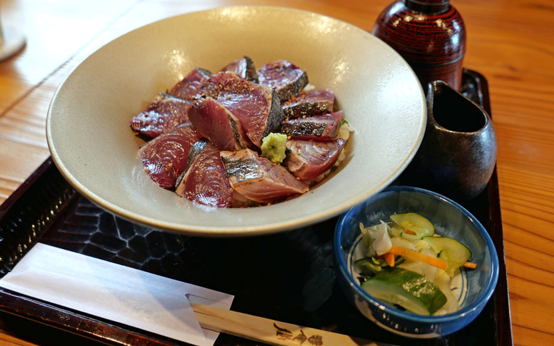 宮津・伊根　醤食堂の「ソーダがつおタタキ丼」