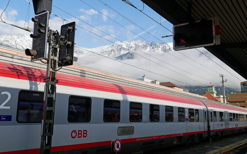 My memory 駅 インスブルックの「ジパング倶楽部」