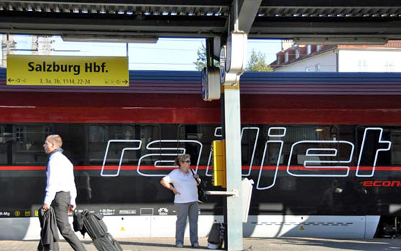 My memory　駅　ザルツブルクの新旧ホーム