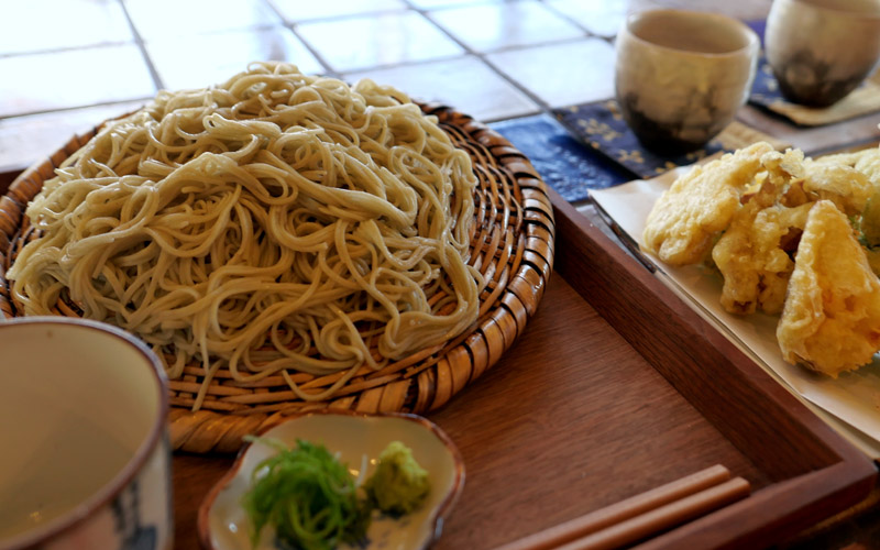 丹波篠山　「手打ち蕎麦 くげ」の天ざる