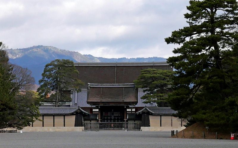 「京童」と歩く　１日目　内裏から東山へ