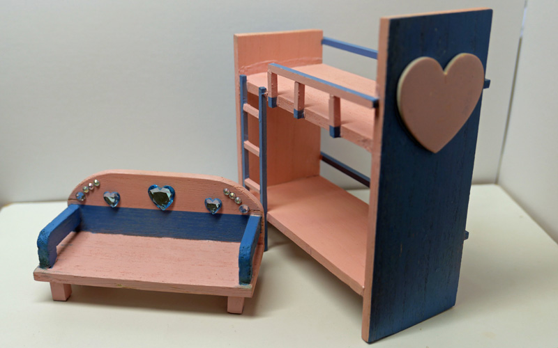 ミキちゃん・マキちゃんの２段ベッドとソファー