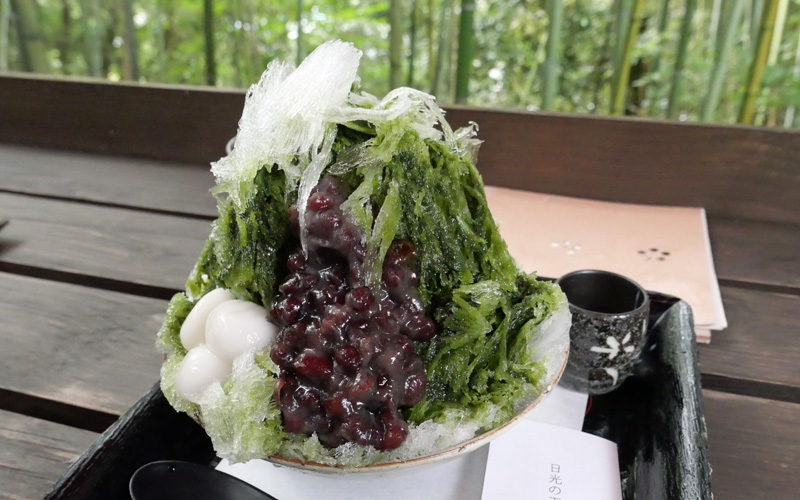 大津・寿長生の郷　抹茶小豆と秋の花