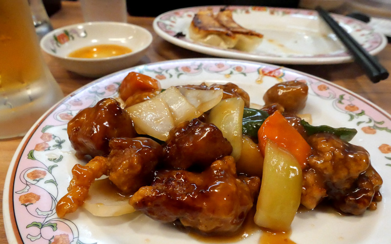 長岡天神　餃子の王将の酢豚と餃子