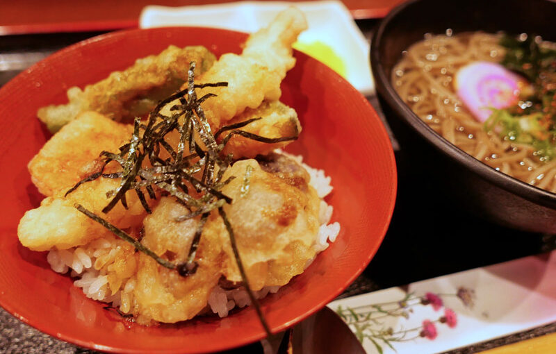阪神・芦屋　炭や庵の天丼定食とクラルス・ヴォーチェ